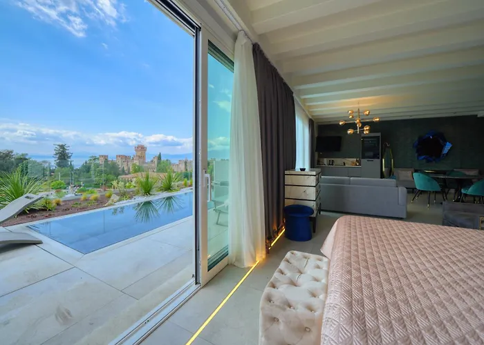 Palazzo Della Scala Spa Hotel Suites & Apartments