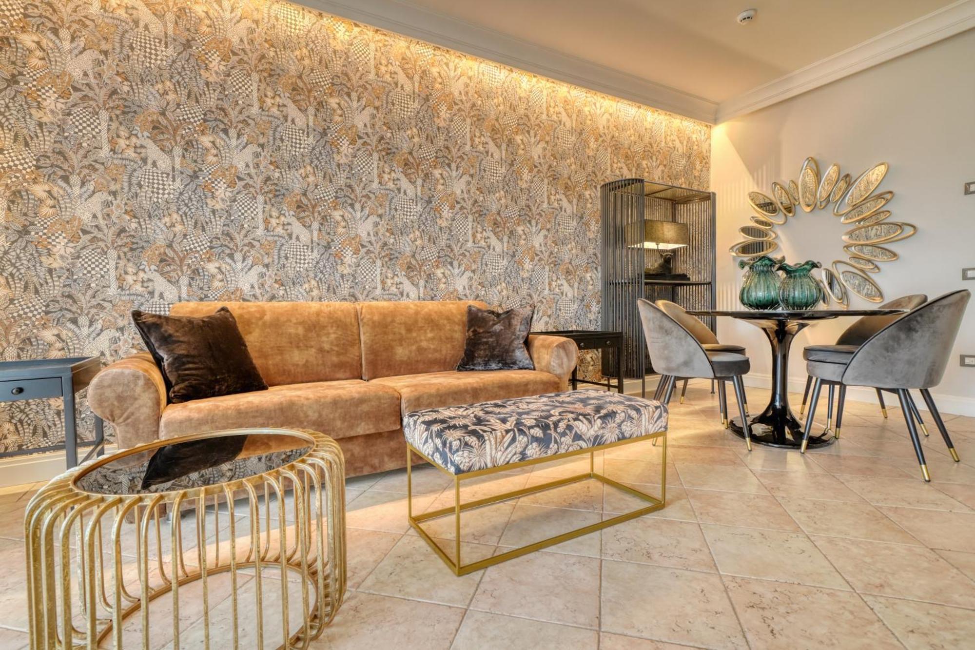 Palazzo Della Scala & Hotel 4*