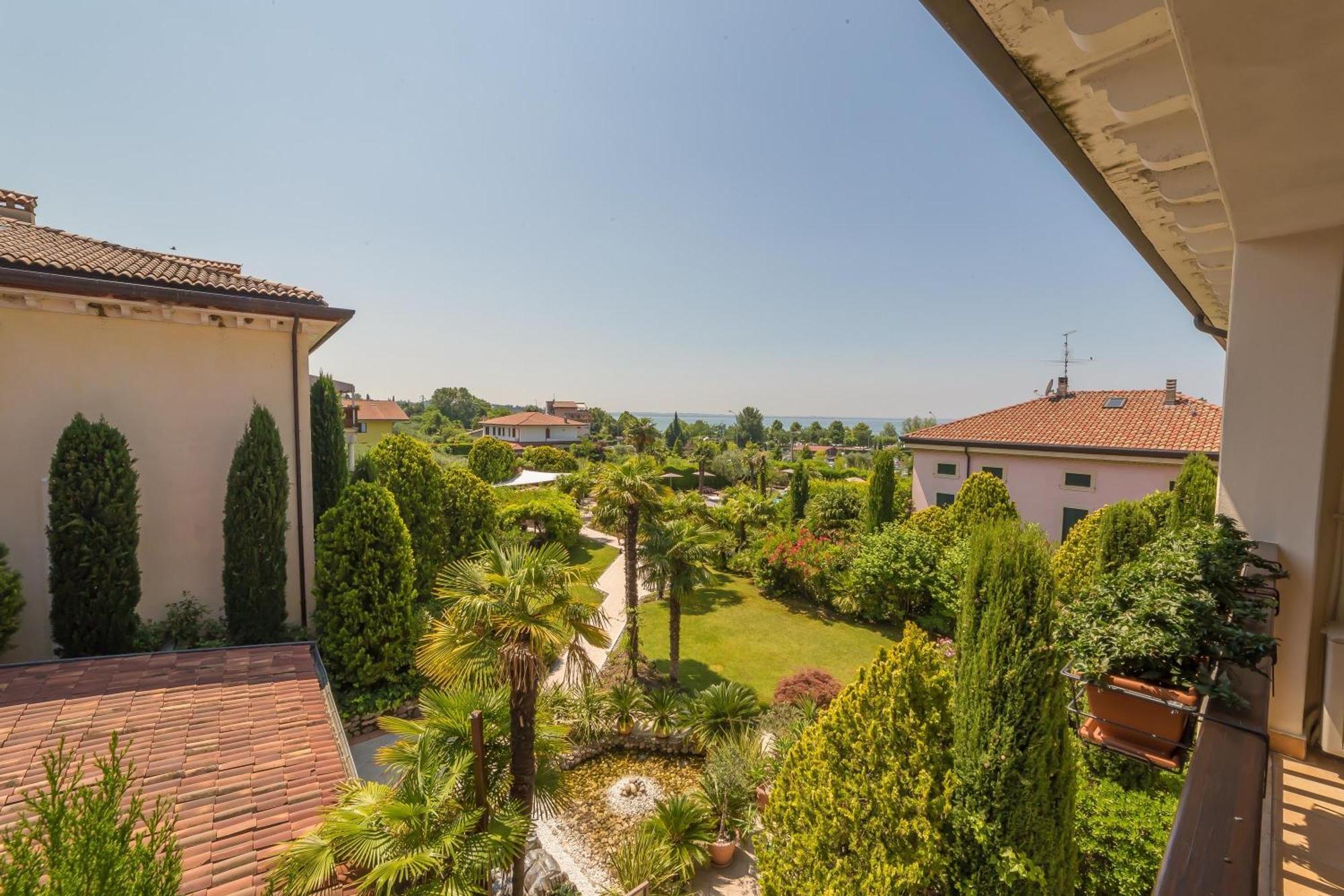 Palazzo Della Scala & Lazise